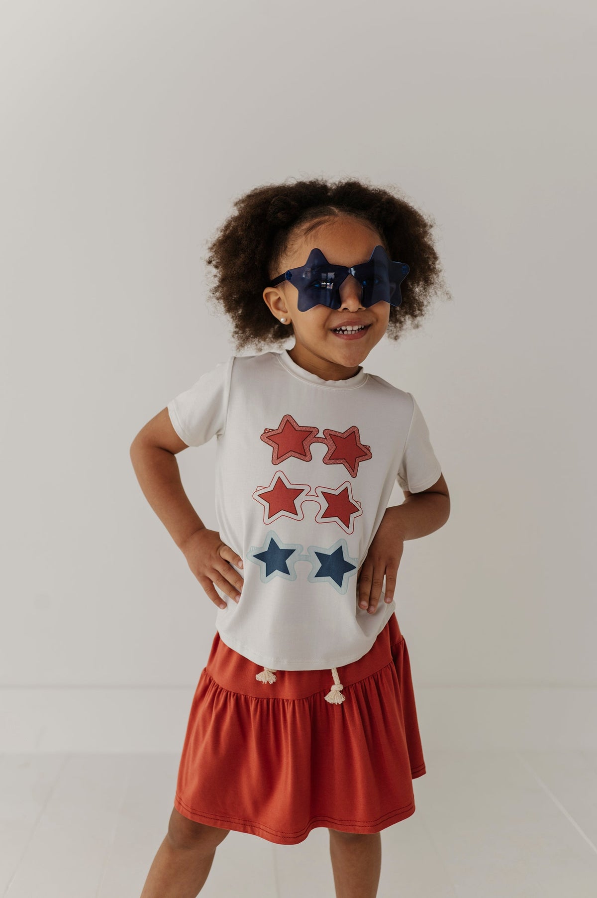 Girl's Short Sleeve Tee in Shades